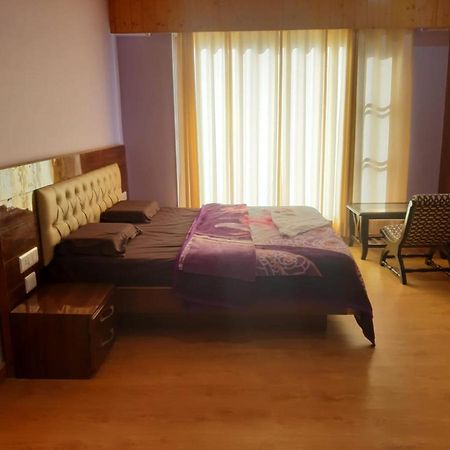 Destiny Hotel Solan Zewnętrze zdjęcie