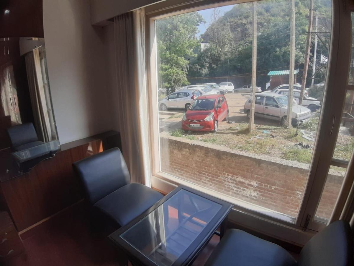 Destiny Hotel Solan Zewnętrze zdjęcie
